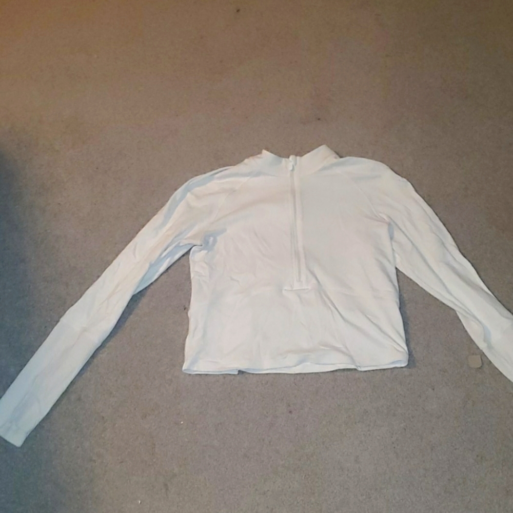 White lululemon pacer pursuit long sleeve shirt